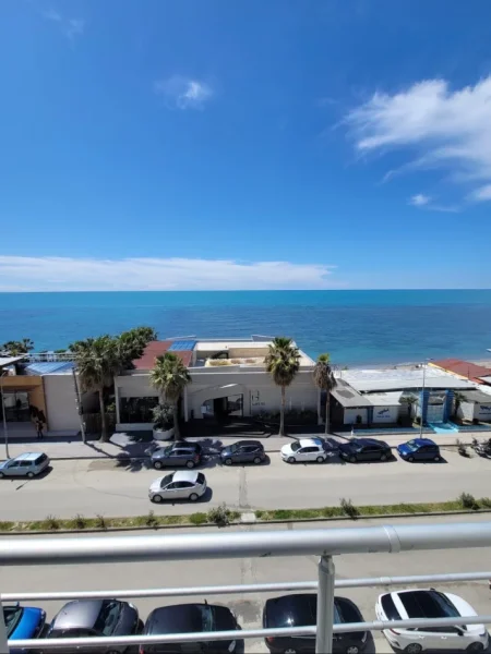 Durres, shitet nga Pronari, pa-komision apartament 2+1+Ballkon Kati 4, 101 m² 320.000 €