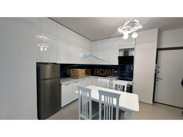 Tirane, jepet me qera apartament 1+1 Kati 5, 75 m² 450 € (Kompleksi Jolla,Unaza e Re)