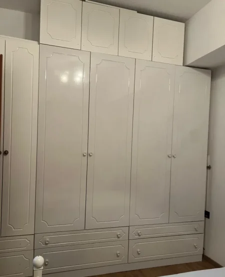 Tirane, jepet me qera apartament 2+1 Kati 4, 90 m² 600 € (Kristal Center)