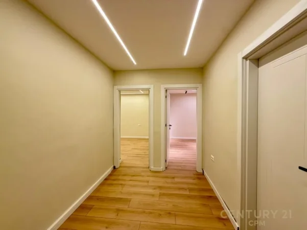 Tirane, shitet apartament 1+1+Ballkon Kati 2, 56 m² 154.000 € (pazari i ri)