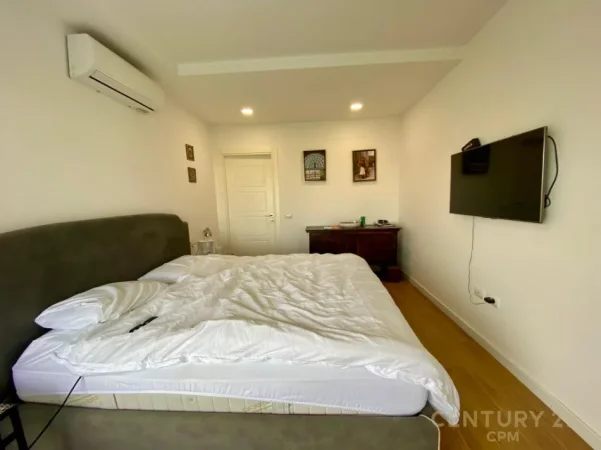 Tirane, jepet me qera apartament 1+1+Ballkon Kati 3, 93 m² 1.000 € (kodra e diellit 2)