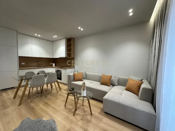 Tirane, jepet me qera apartament 2+1 Kati 5, 95 m² 900 € (hipoteka)