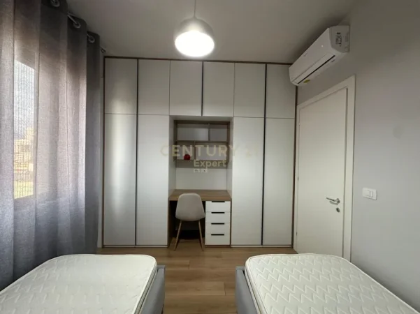Tirane, jepet me qera apartament 2+1 Kati 5, 95 m² 900 € (hipoteka)