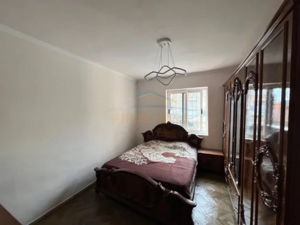 Tirane, shitet apartament 1+1+Ballkon Kati 2, 50 m² 95.000 € (Ali Demi)