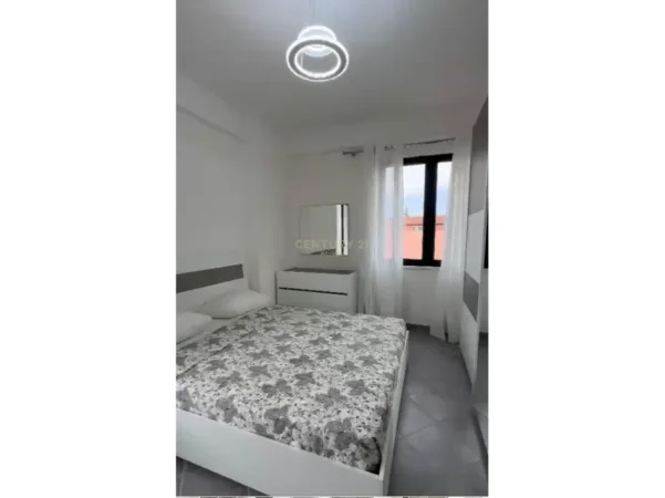 Tirane, jepet me qera apartament 2+1 Kati 2, 93 m² 750 € (hipoteka)