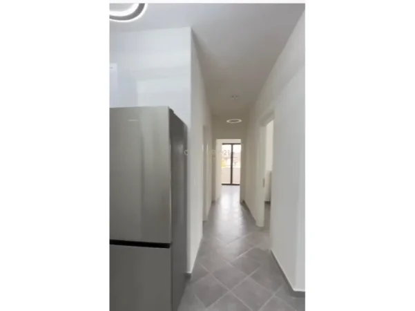 Tirane, jepet me qera apartament 2+1 Kati 2, 93 m² 750 € (hipoteka)