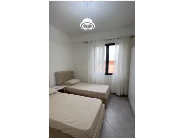 Tirane, jepet me qera apartament 2+1 Kati 2, 93 m² 750 € (hipoteka)