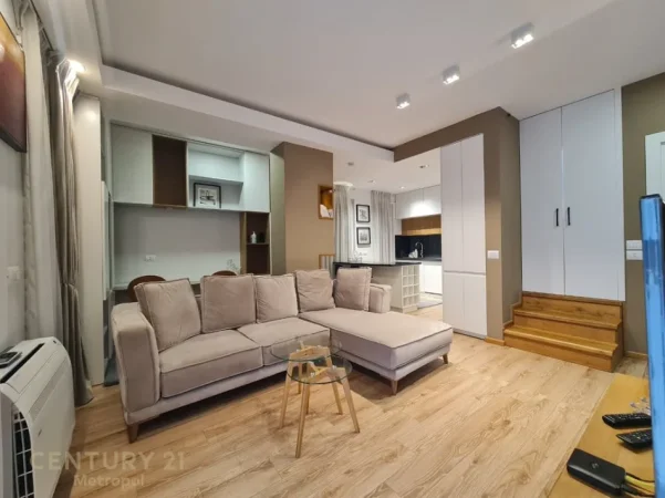 Tirane, jepet me qera apartament 1+1 Kati 7, 51 m² 600 € (21 dhjetori)