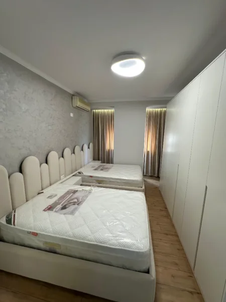 Tirane, jepet me qera apartament 2+1+Ballkon Kati 2, 107 m² 1.000 € (Tek Vizion Plus, Don Bosko,Tiranë.)