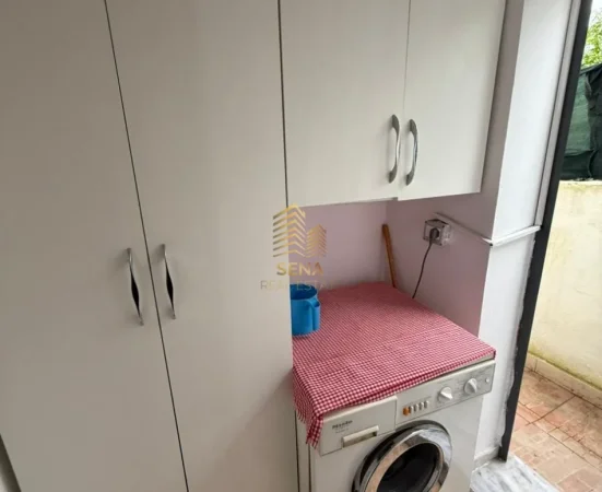 Tirane, jepet me qera apartament 1+1 Kati 0, 40 m² 300 € (Rruga Jordan Misja)