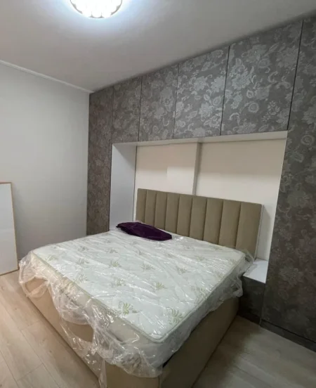 Tirane, jepet me qera Apartament 1+1 Kati 5, 62m², 650 € (Mbi Shkollën e Baletit, Tiranë)