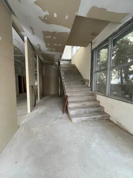 Durres, shitet hotel , 444 m² 621.600 € (Pista Iliria)