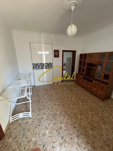 Tirane, jepet me qera apartament 1+1 Kati 2, 75 m² 370 € (QYTET STUDENTI)
