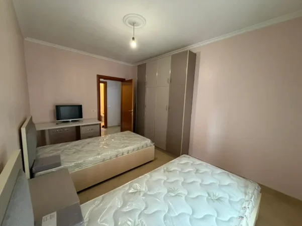 Tirane, jepet me qera apartament 1+1 Kati 6, (rruga e kavajes)