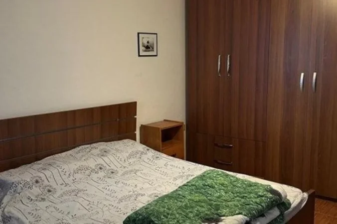 Shqiperi, jepet me qera apartament 1+1 , 65 m² 450 € (Siri Kodra)