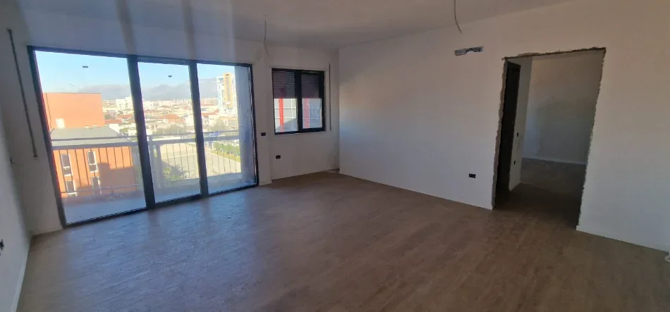 Tirane, shitet apartament 2+1+Aneks+Ballkon Kati 4, 108 m² 188.000 € (rruga don bosko)