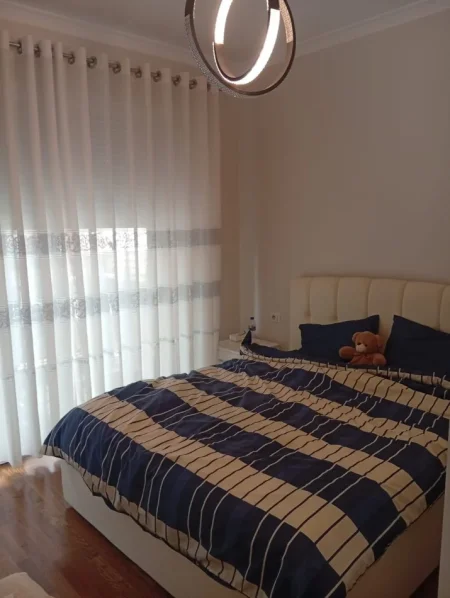 Tirane, shitet apartament 2+1 Kati 3, 190.000 € (Rruga Dervish Luzha)