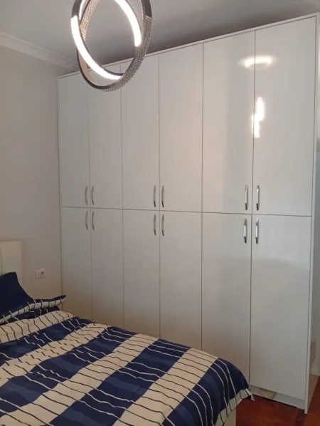 Tirane, shitet apartament 2+1 Kati 3, 190.000 € (Rruga Dervish Luzha)