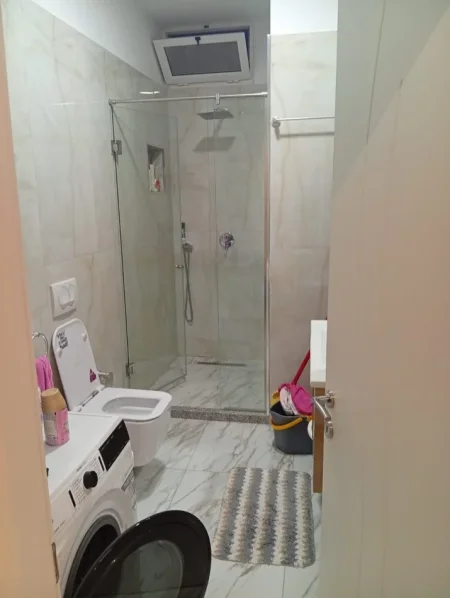 Tirane, shitet apartament 2+1 Kati 3, 190.000 € (Rruga Dervish Luzha)