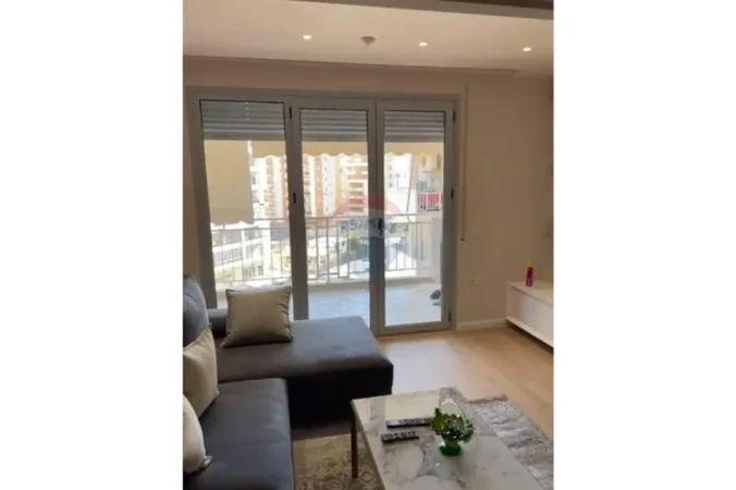 Vlore, shitet apartament 2+1 Kati 12, 100 m² 250.000 € (Rruga Pelivan Leskaj, Vlorë)