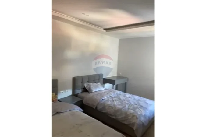 Vlore, shitet apartament 2+1 Kati 12, 100 m² 250.000 € (Rruga Pelivan Leskaj, Vlorë)