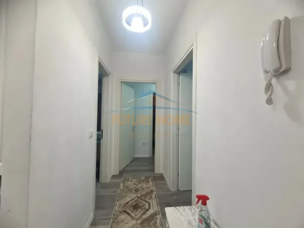 Tirane, jepet me qera apartament 2+1+ Post Parkimi, Kati 5, 95 m² 500 € (QTU)