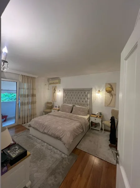 Shqiperi, shitet apartament 2+1 Kati 4, 105 m² 284.000 € (Rruga e Kavajes)