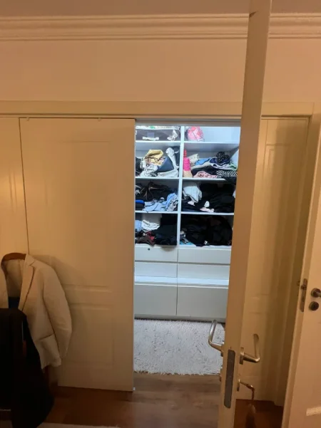 Shqiperi, shitet apartament 2+1 Kati 4, 105 m² 284.000 € (Rruga e Kavajes)