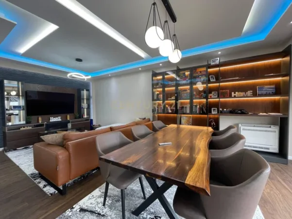Tirane, shes apartament duplex 3+1+Aneks+Ballkon Kati 5, 190 m² 470.000 € 