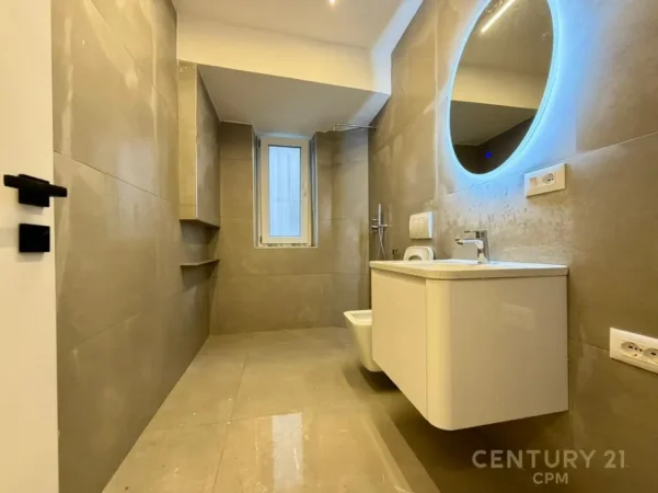 Tirane, shes apartament 1+1+Aneks+Ballkon Kati 2, 56 m² 154.000 € 