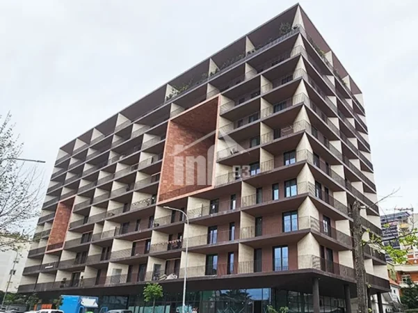 Tirane, shitet apartament 1+1 Kati 8, 77 m² (TEK PARKU “OLIMPIK”, PALLATI “ALTANA”)