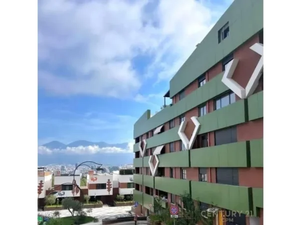 Tirane, shes apartament duplex 3+1+Aneks+Ballkon Kati 3, 210 m² 350.000 € 