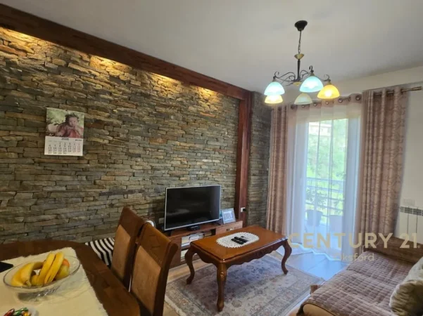 Tirane, shes apartament 2+1+Aneks+Ballkon Kati 5, 122 m² 175.000 € 