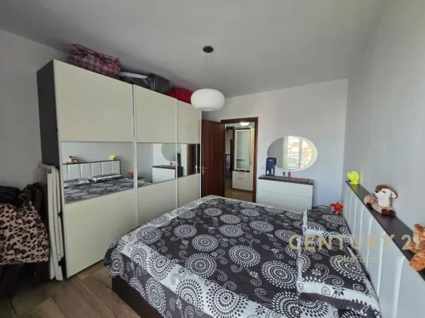 Tirane, shes apartament 2+1+Aneks+Ballkon Kati 5, 122 m² 175.000 € 