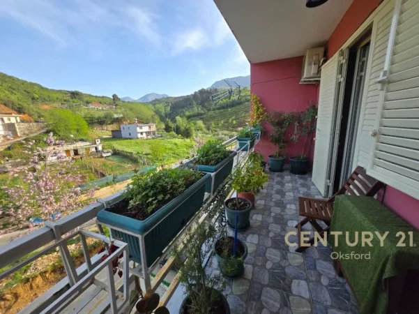 Tirane, shes apartament 2+1+Aneks+Ballkon Kati 5, 122 m² 175.000 € 