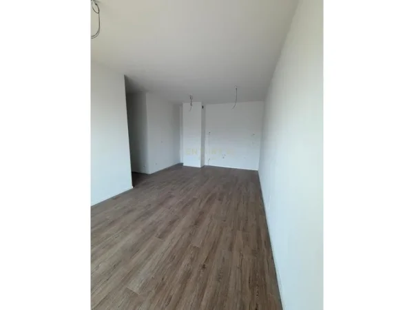 Tirane, shes apartament 2+1+Aneks+Ballkon Kati 3, 113 m² 280.000 € (Park Avenue)