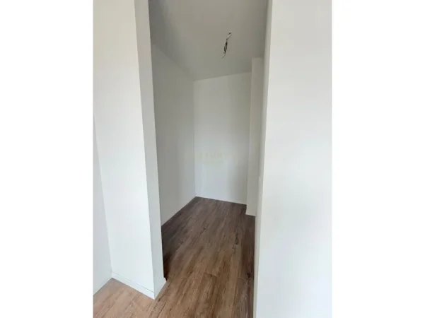 Tirane, shes apartament 2+1+Aneks+Ballkon Kati 3, 113 m² 280.000 € (Park Avenue)
