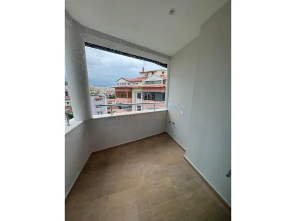 Tirane, shitet apartament 1+1 Kati 4, 60 m² 87.000 € (Shefqet Kuka)