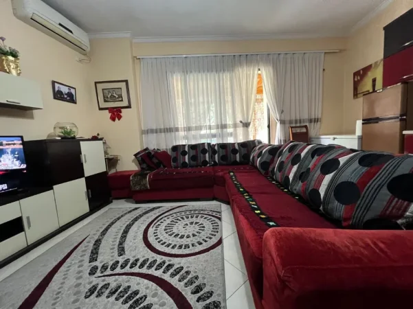 🏡 Shitet Apartament 1+1 ne Yzberisht, 120.000 Euro
