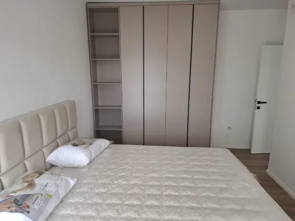 Tirane, jepet me qera 2+1 Kati 9, 103 m² 1.300 € (RRUGA QEMAL STAFA)