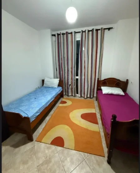 Tirane, jepet me qera apartament 2+1 Kati 7, 100 m² 450 € (ASTIR)