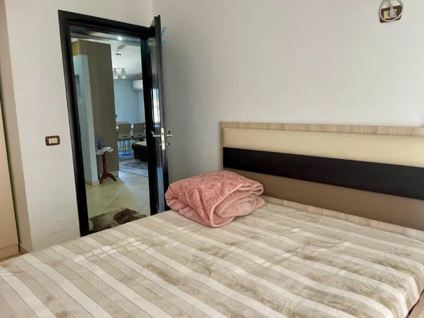 Tirane, jepet me qera apartament 2+1 Kati 5, (ALLIAS)