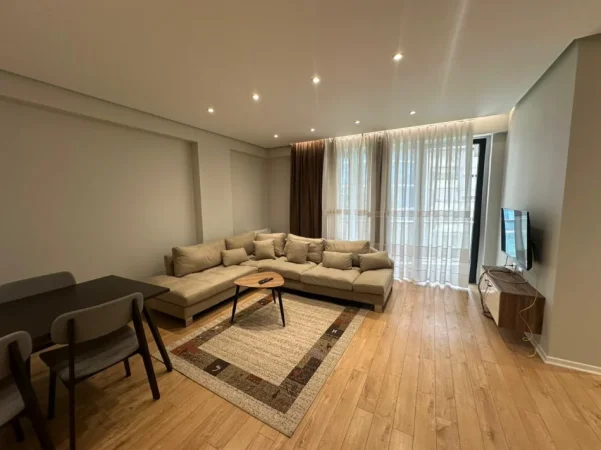 Tirane, jepet me qera apartament 2+1 Kati 4, 110 m² 1.000 € (Rruga e Dibres.)