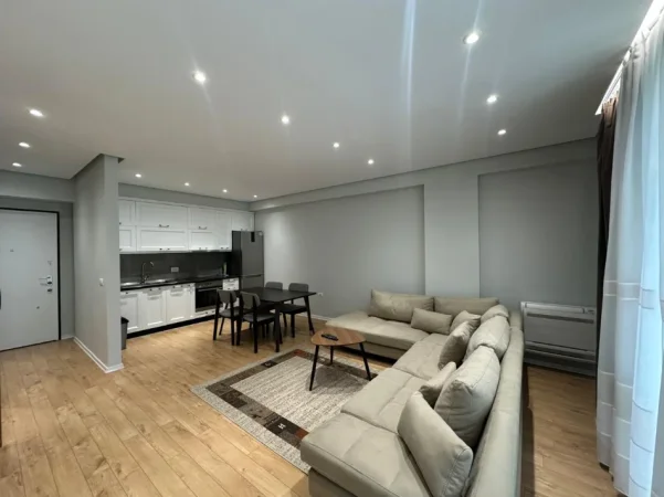 Tirane, jepet me qera apartament 2+1 Kati 4, 110 m² 1.000 € (Rruga e Dibres.)