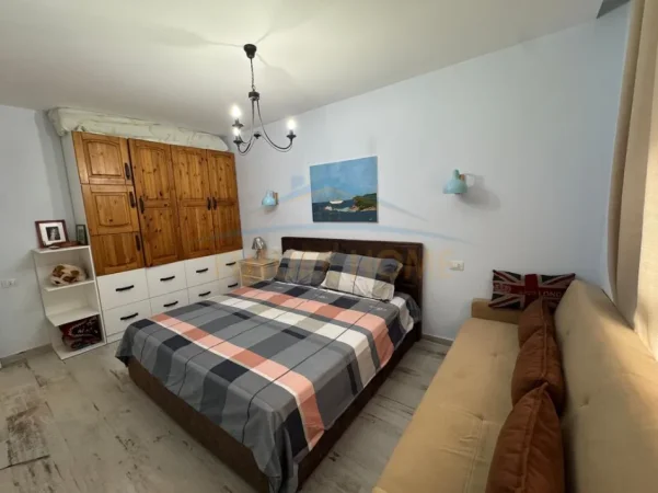Durres, shitet apartament 2+1 Kati 0, 89 m² 320.000 € (gjiri i lalzit)
