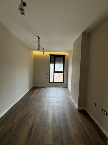 Tirane, shitet apartament 3+1 Kati 6, 150 m² 309.000 € 