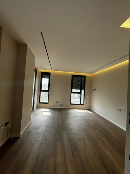 Tirane, shitet apartament 3+1 Kati 6, 150 m² 309.000 € 