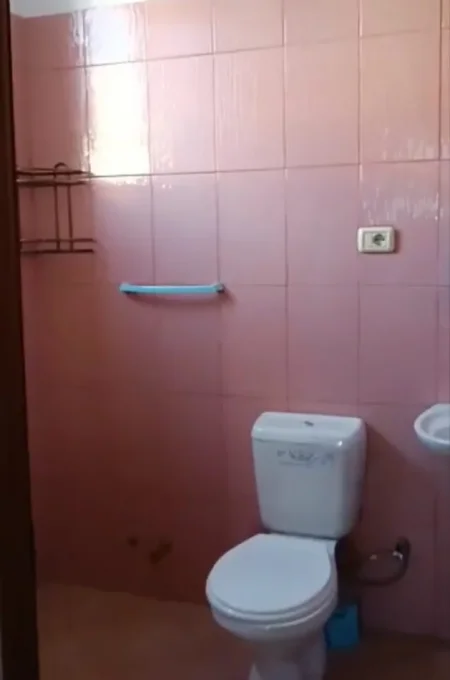 Tirane, jepet me qera apartament 2+1 Kati 2, 100 m² 500 € (Rruga 5 Maji)