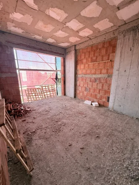 Tirane, shitet apartament 2+1+Aneks+Ballkon Kati 2, 85 m² 