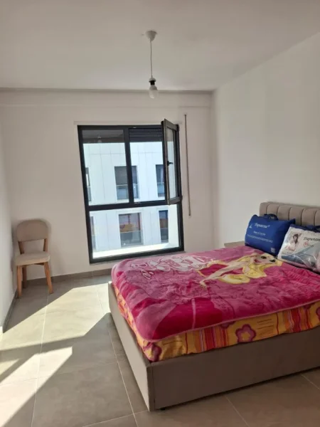 Tirane, jepet me qera apartament 2+1 Kati 6, 94 m² 600 € (Xhamlliku)